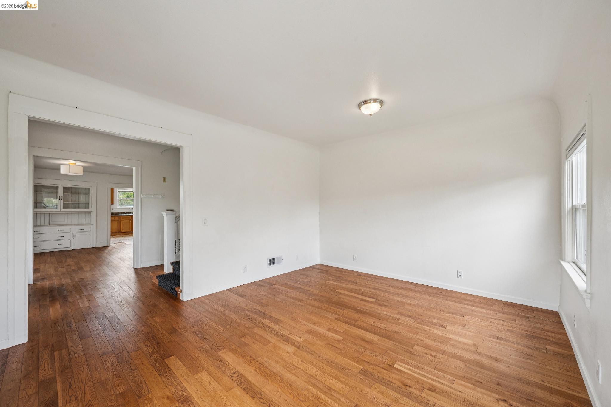 2140 Woolsey Street Berkeley, CA 94705 - Photo 6 of 40