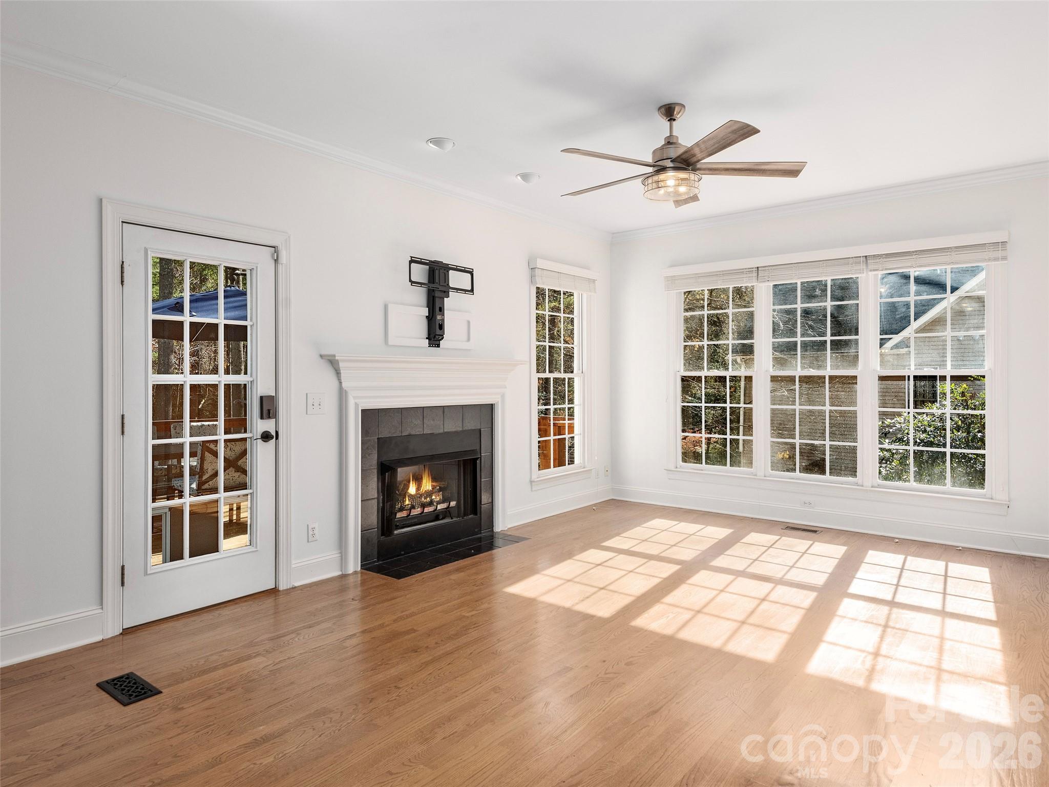 906 Woodvine Road Asheville, NC 28704 - Photo 11 of 48