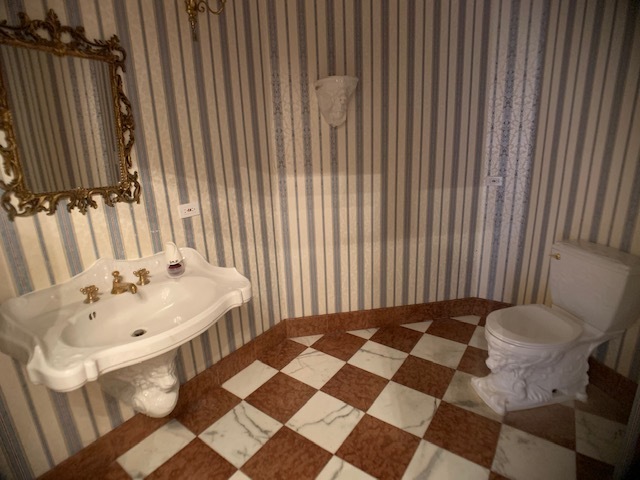 220 Bradwell Road Inverness, IL 60010 - Photo 12 of 20 a bathroom with a sink and a mirror