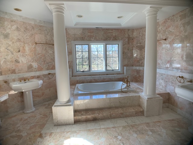 220 Bradwell Road Inverness, IL 60010 - Photo 14 of 20 a spacious bathroom with a bathtub and a shower