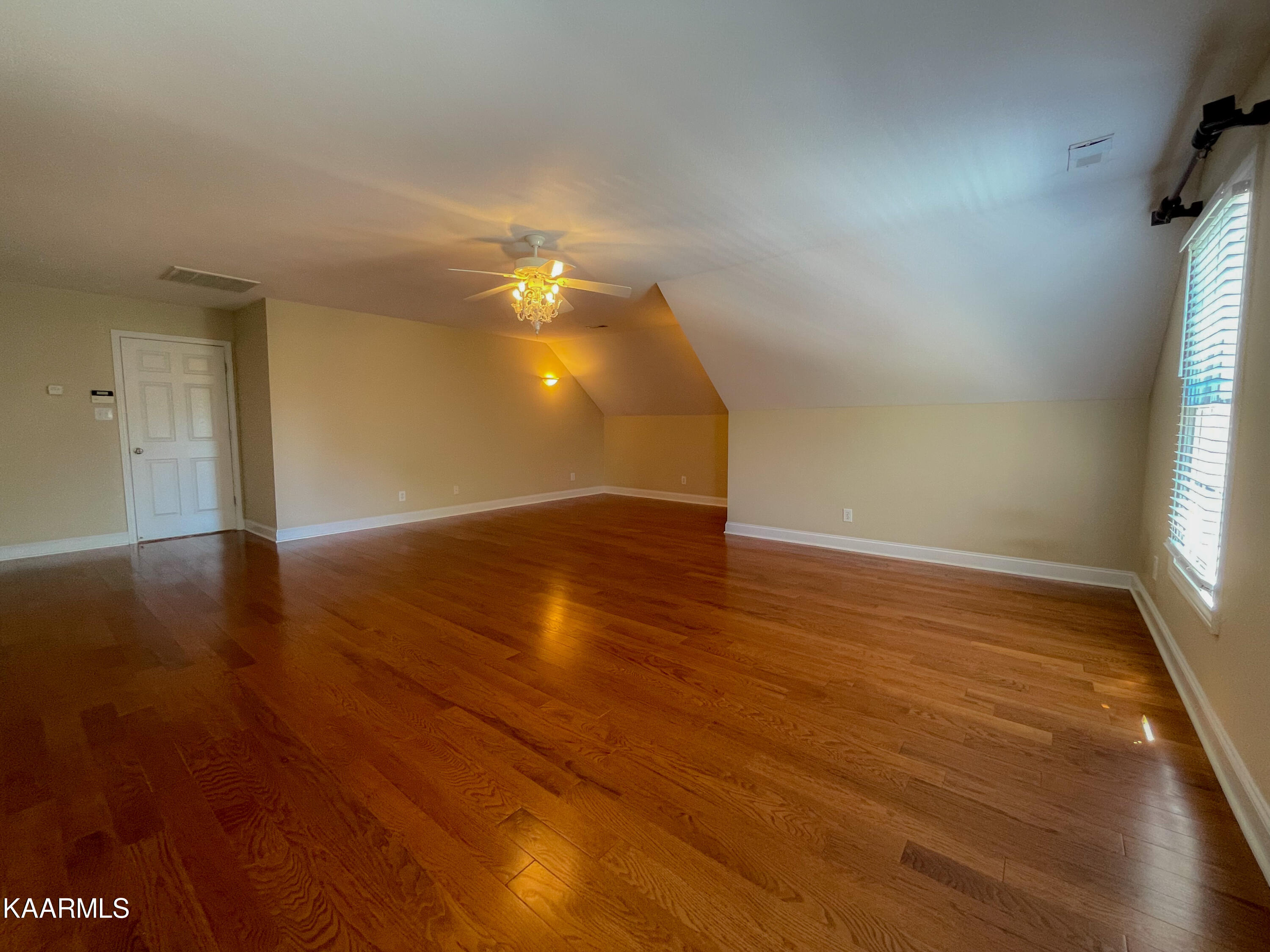 406 Gwinhurst Road Farragut, TN 37934 - Photo 12 of 23 Master - 2