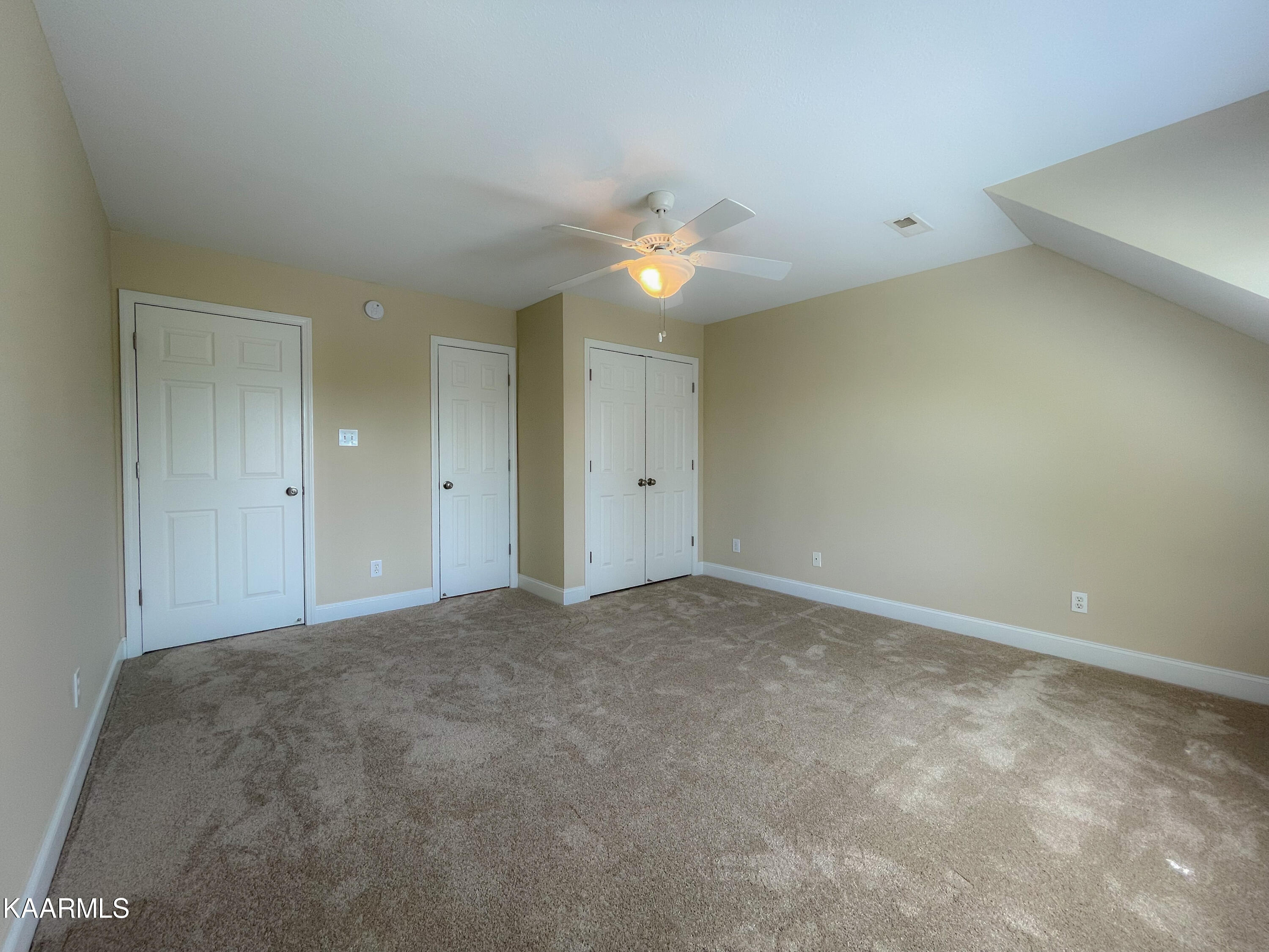 406 Gwinhurst Road Farragut, TN 37934 - Photo 16 of 23 Upstairs - BD