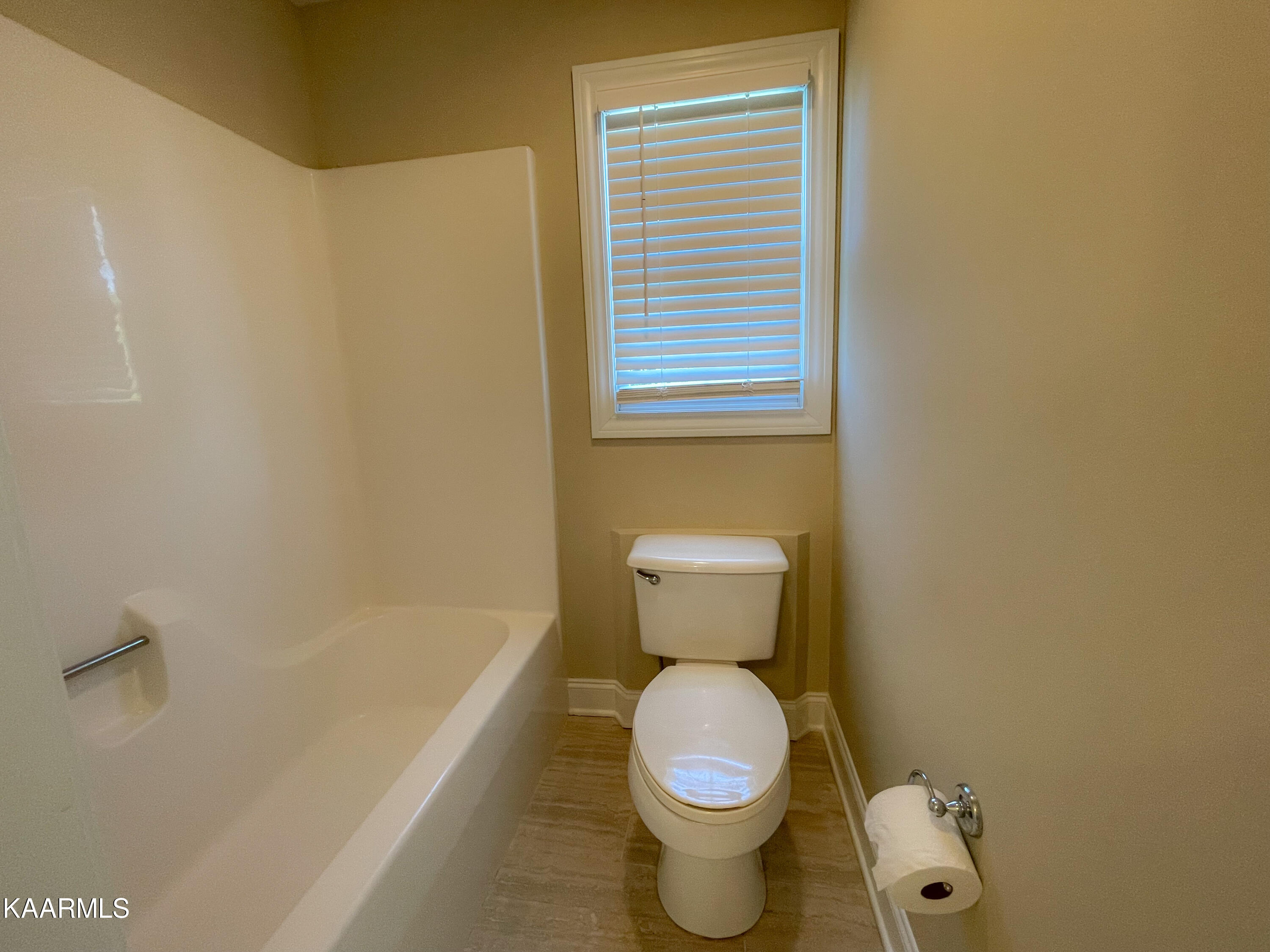 406 Gwinhurst Road Farragut, TN 37934 - Photo 19 of 23 Full Bath - 2