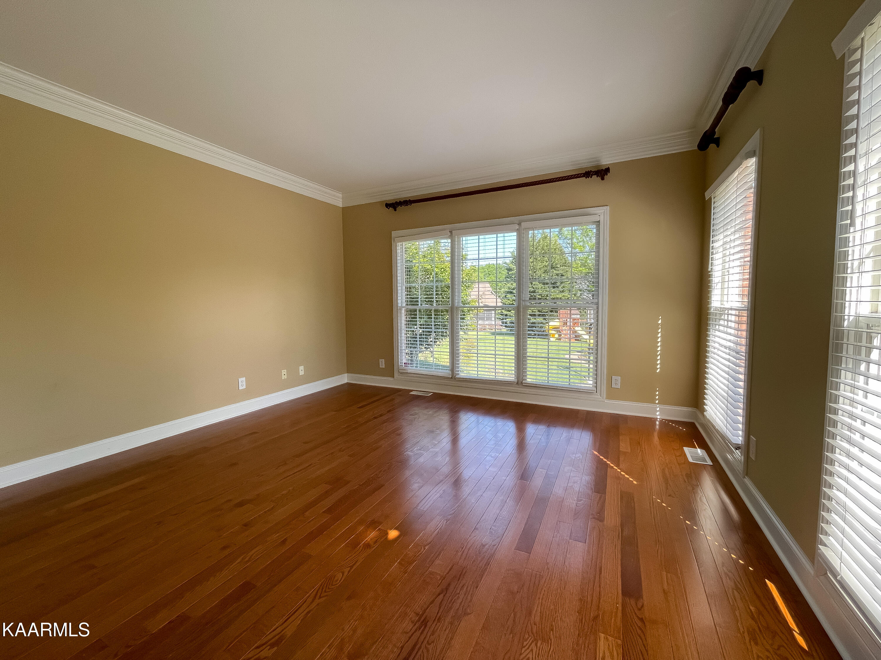 406 Gwinhurst Road Farragut, TN 37934 - Photo 3 of 23 Office/Den