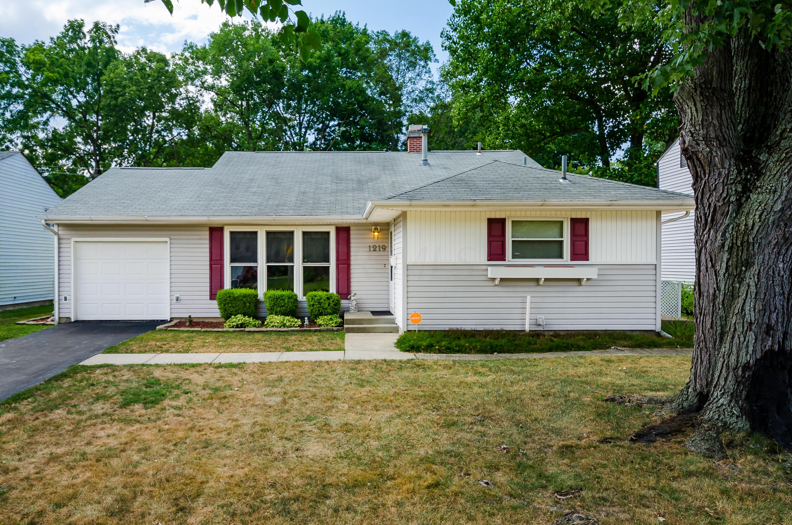1219 Country Club Road Columbus, OH 43227 - Photo 1 of 45 Gallery Image 1
