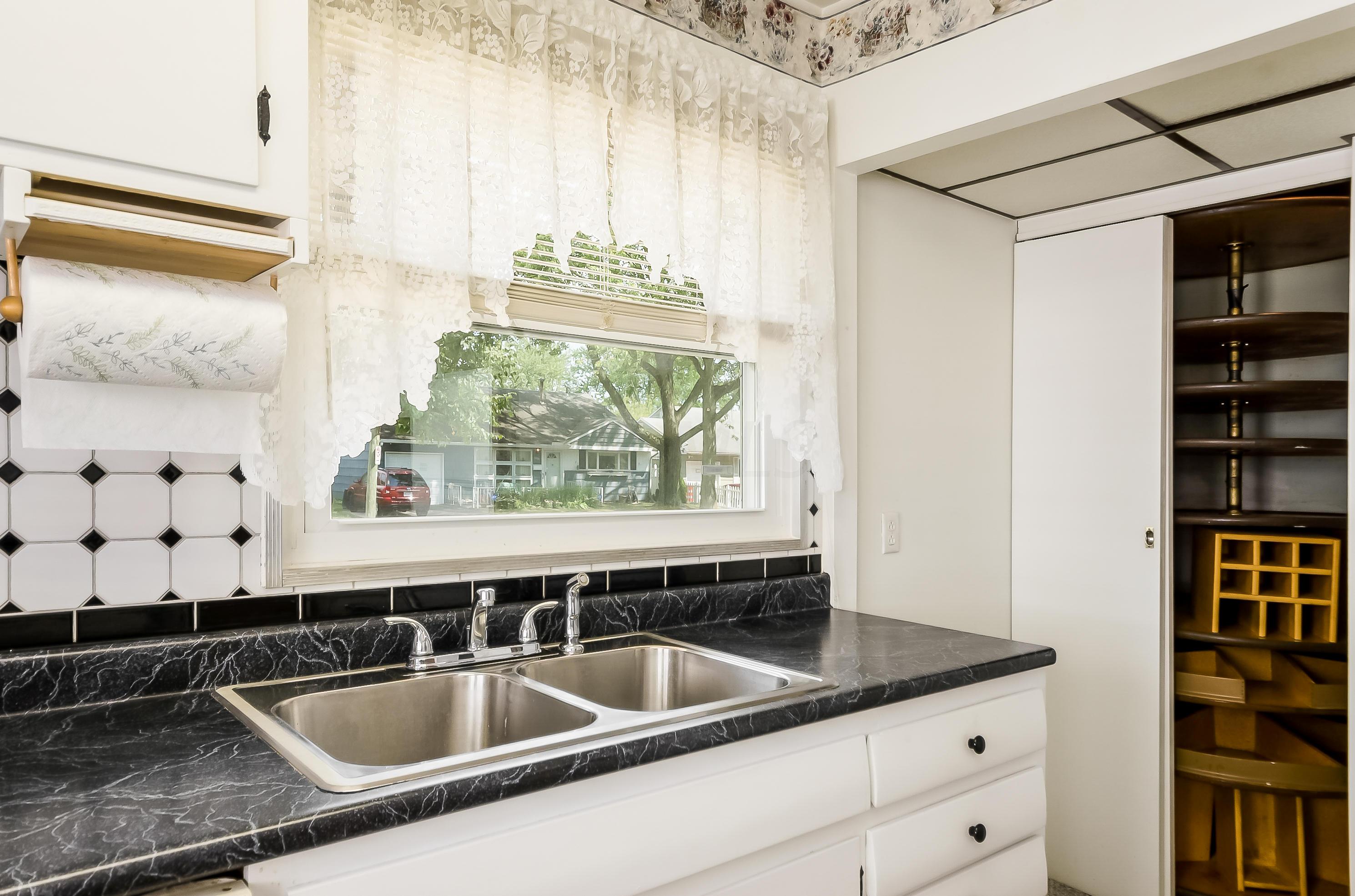 1219 Country Club Road Columbus, OH 43227 - Photo 19 of 45 Gallery Image 19