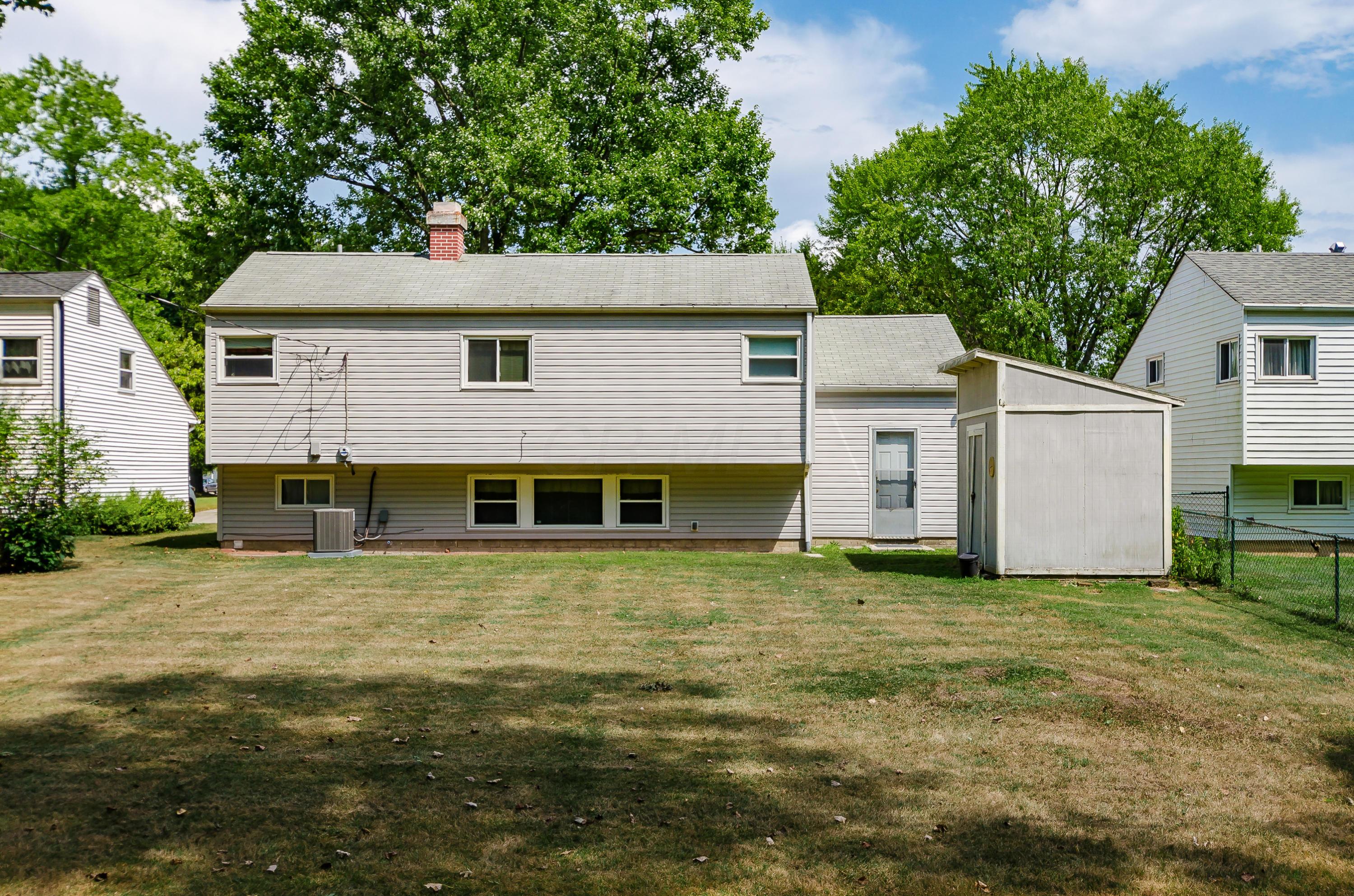 1219 Country Club Road Columbus, OH 43227 - Photo 24 of 45 Gallery Image 24