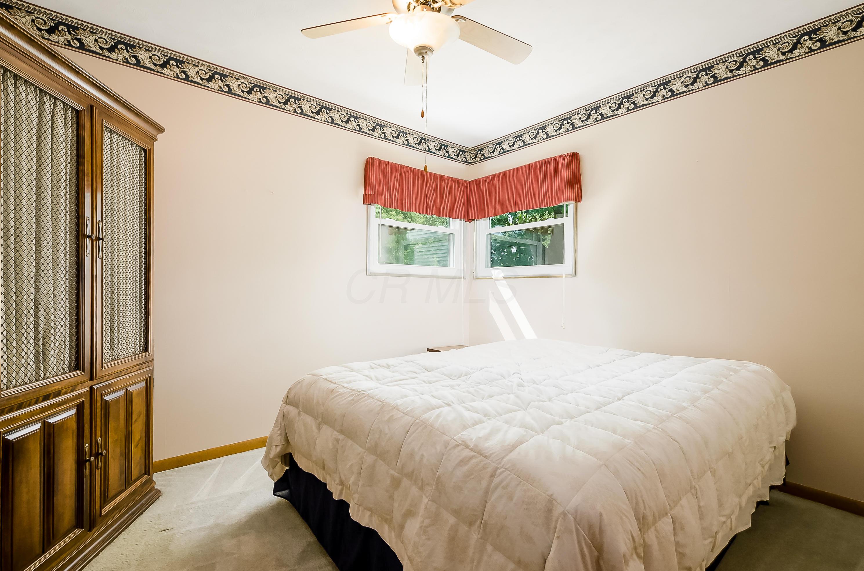 1219 Country Club Road Columbus, OH 43227 - Photo 42 of 45 Gallery Image 42