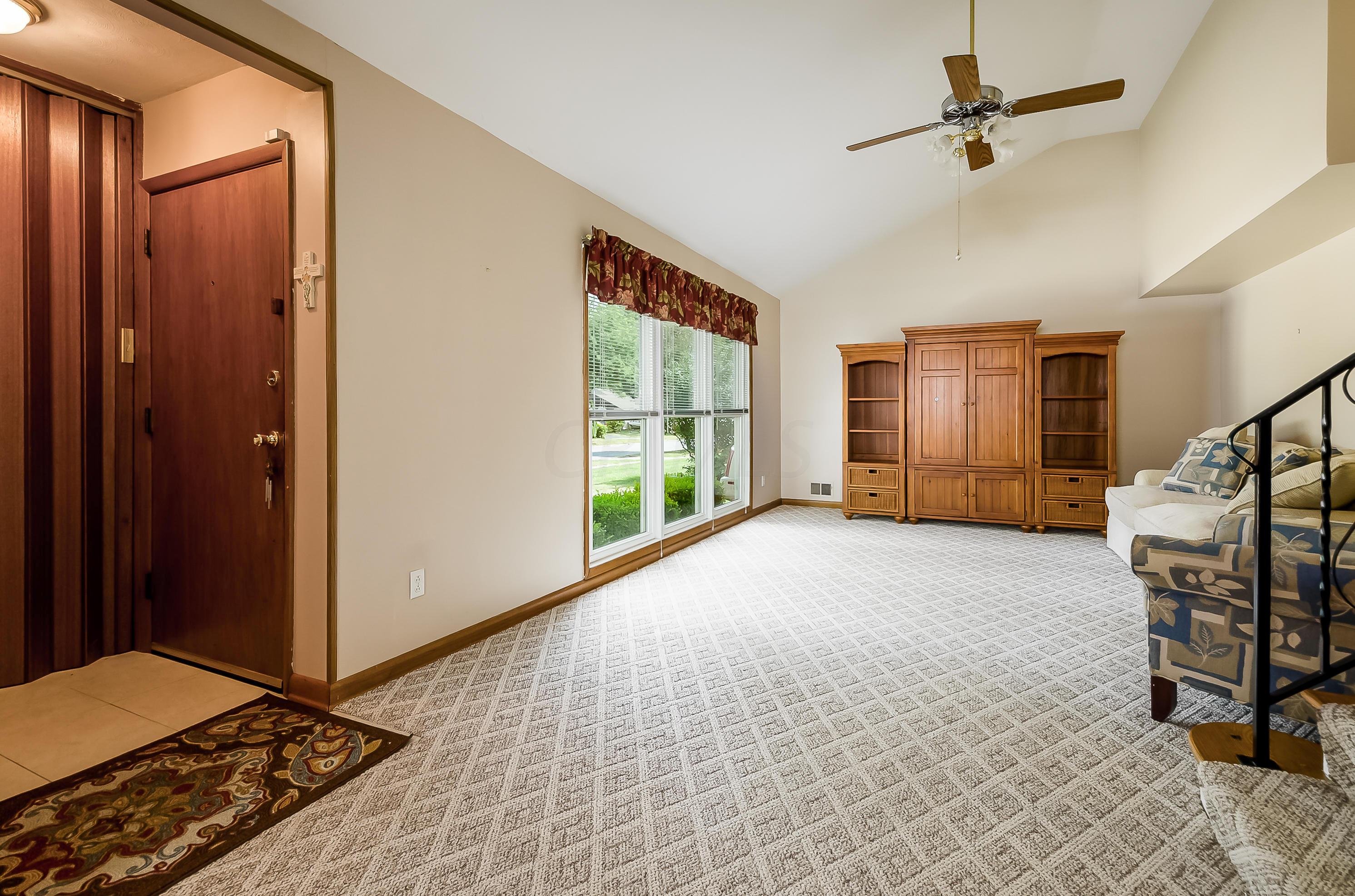 1219 Country Club Road Columbus, OH 43227 - Photo 6 of 45 Gallery Image 6