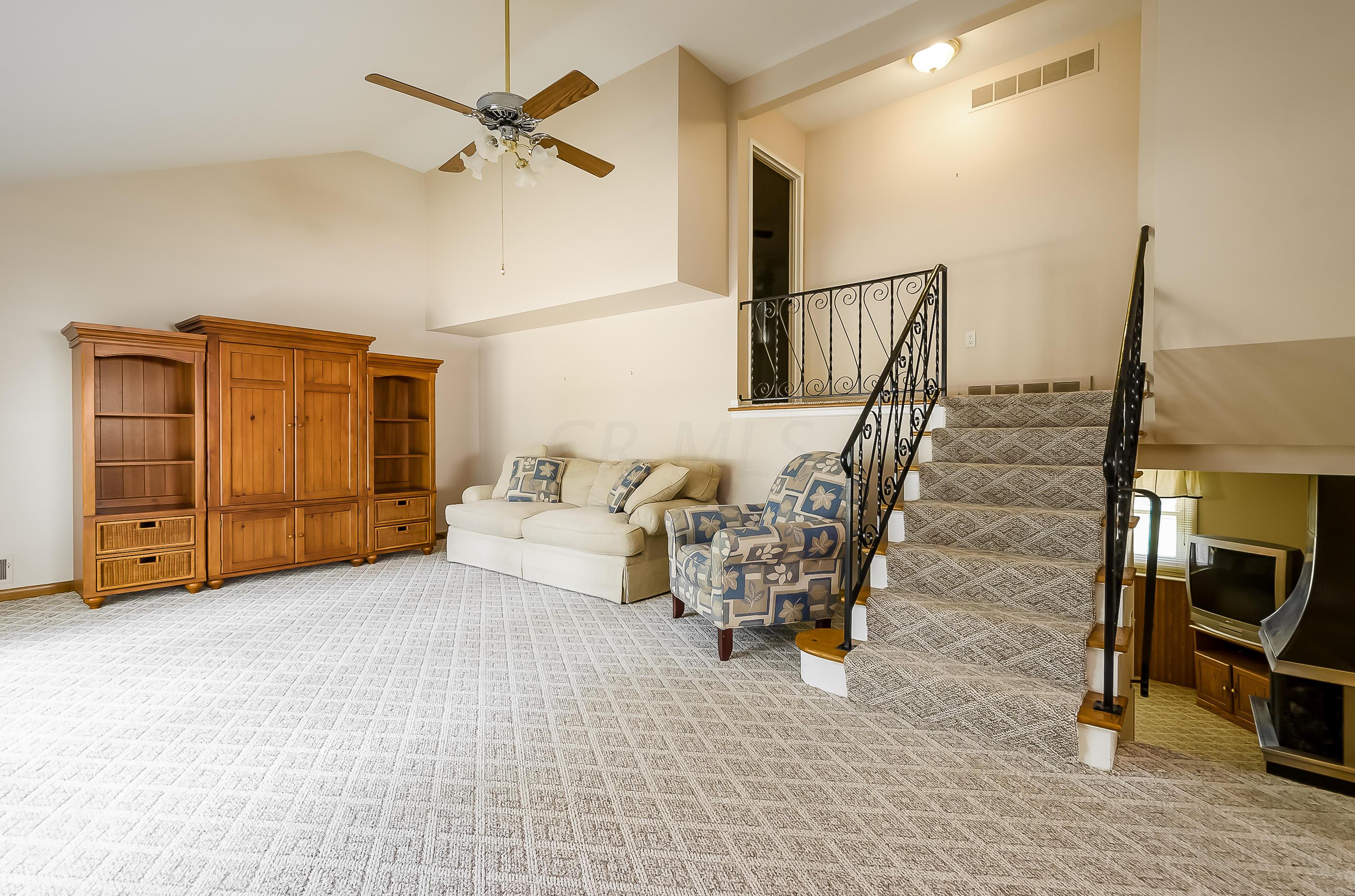 1219 Country Club Road Columbus, OH 43227 - Photo 9 of 45 Gallery Image 9