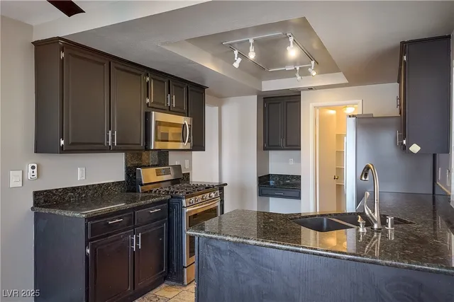 $2,700 | 3020 Waterview Drive, Las Vegas, NV 89117