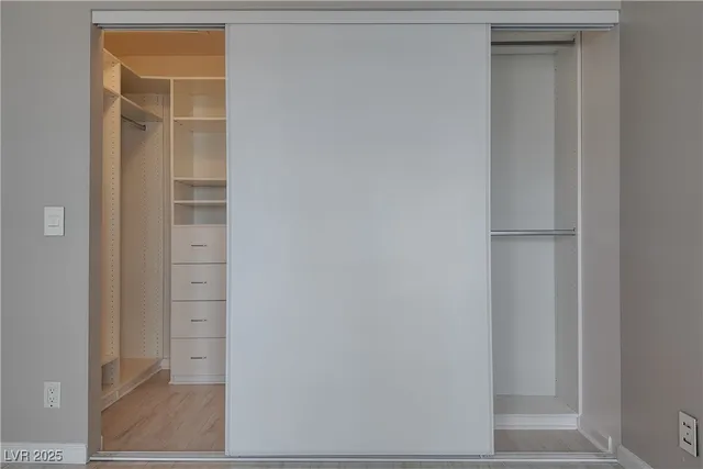 $2,700 | 3020 Waterview Drive, Las Vegas, NV 89117