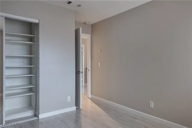 $2,700 | 3020 Waterview Drive, Las Vegas, NV 89117