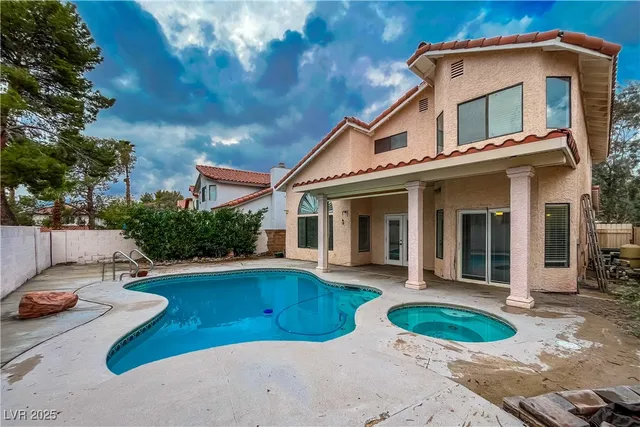 $2,700 | 3020 Waterview Drive, Las Vegas, NV 89117