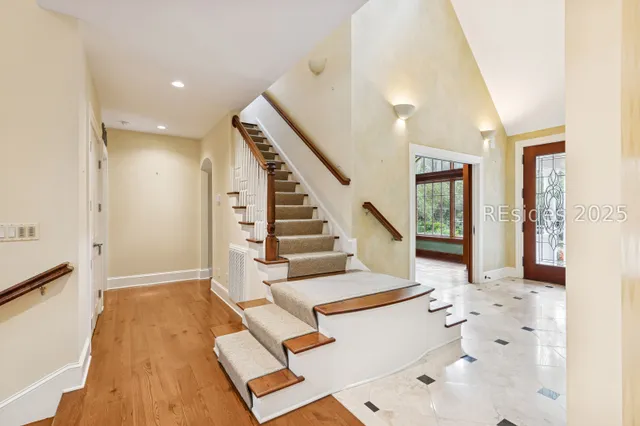 $1,099,000 | 46 Hawthorne Road, Bluffton, SC 29910