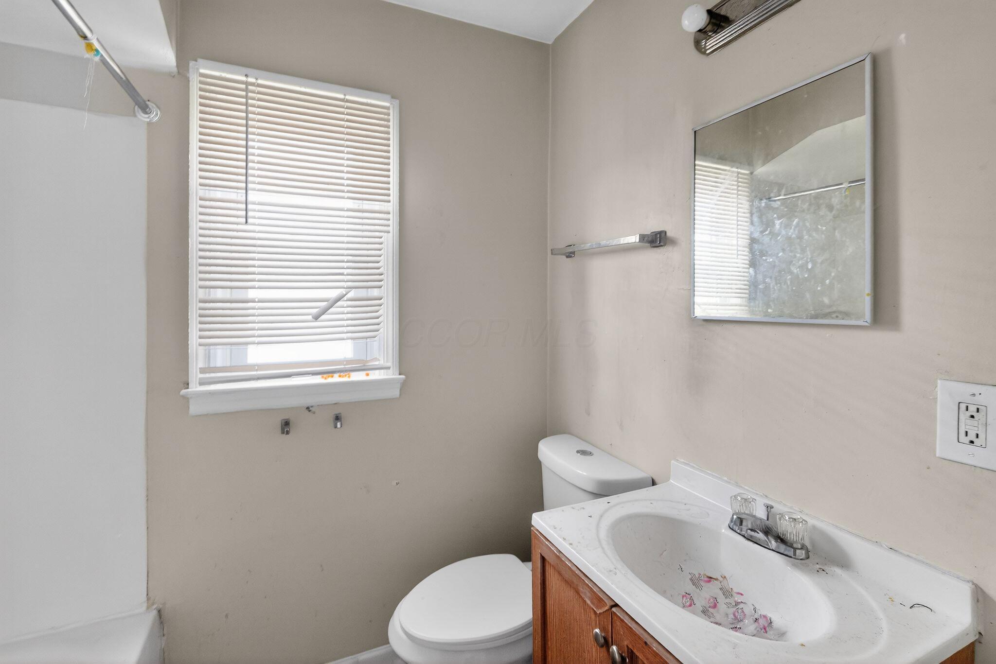 771 South Hampton Road Columbus, OH 43227 - Photo 24 of 33 25_771_S_Hampton_Rd_Columbus_OH_43227-Ba