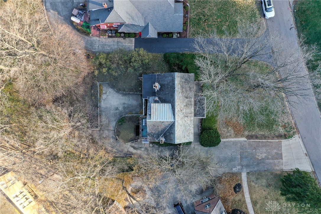 655 Ridgedale Road Dayton, OH 45406 - Photo 4 of 46 Gallery Image 4
