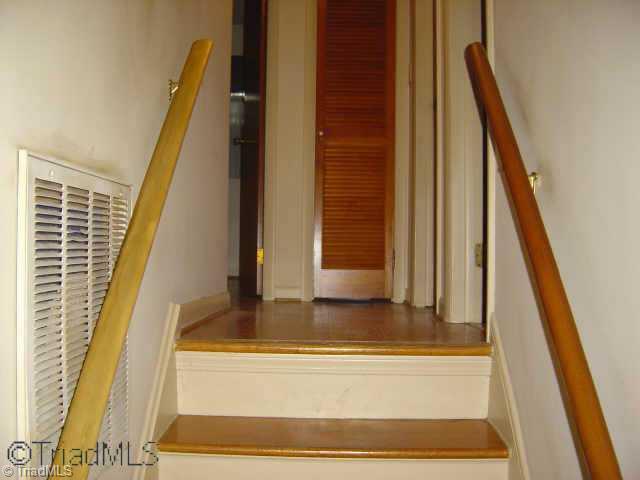 522 Longhook Road Eden, NC 27288 - Photo 5 of 9 Other. Stairs