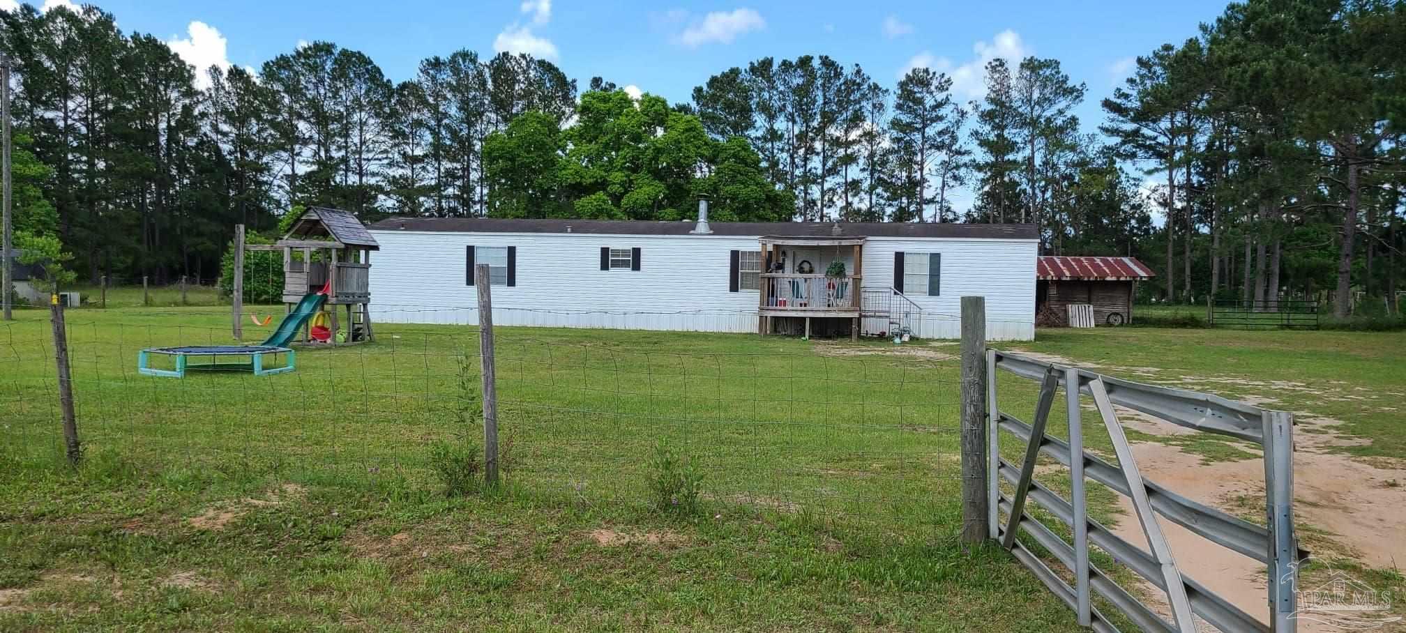5086 Red Barn Road Milton, FL 32583 - Photo 1 of 17 Gallery Image 1