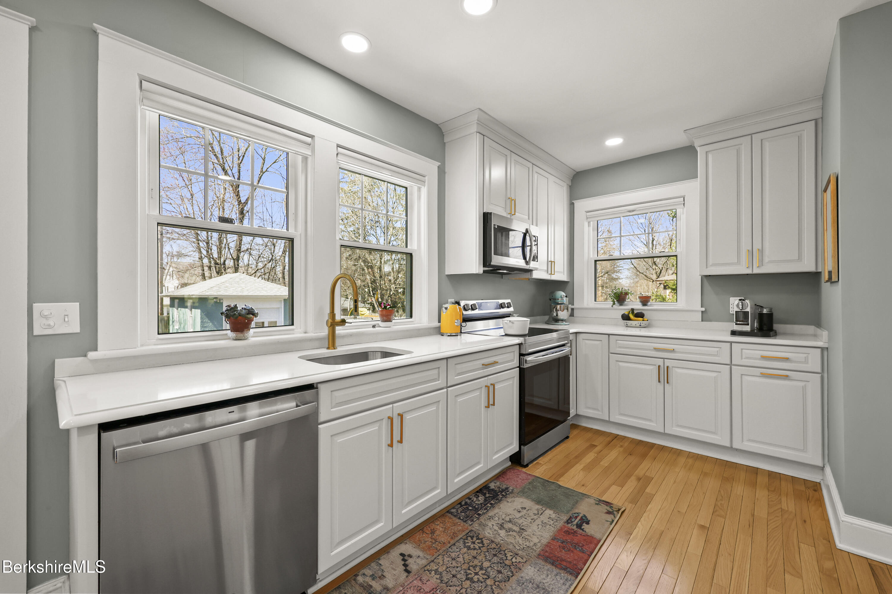 92 Northumberland Road Pittsfield, MA 01201 - Photo 12 of 33 90 Kitchen