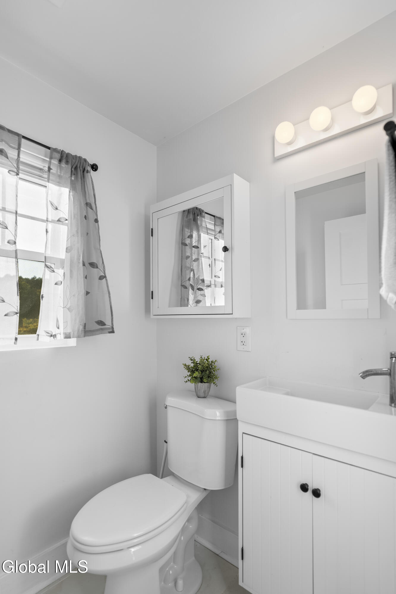 532 Font Grove Road New Scotland, NY 12159 - Photo 15 of 39 DSC07714