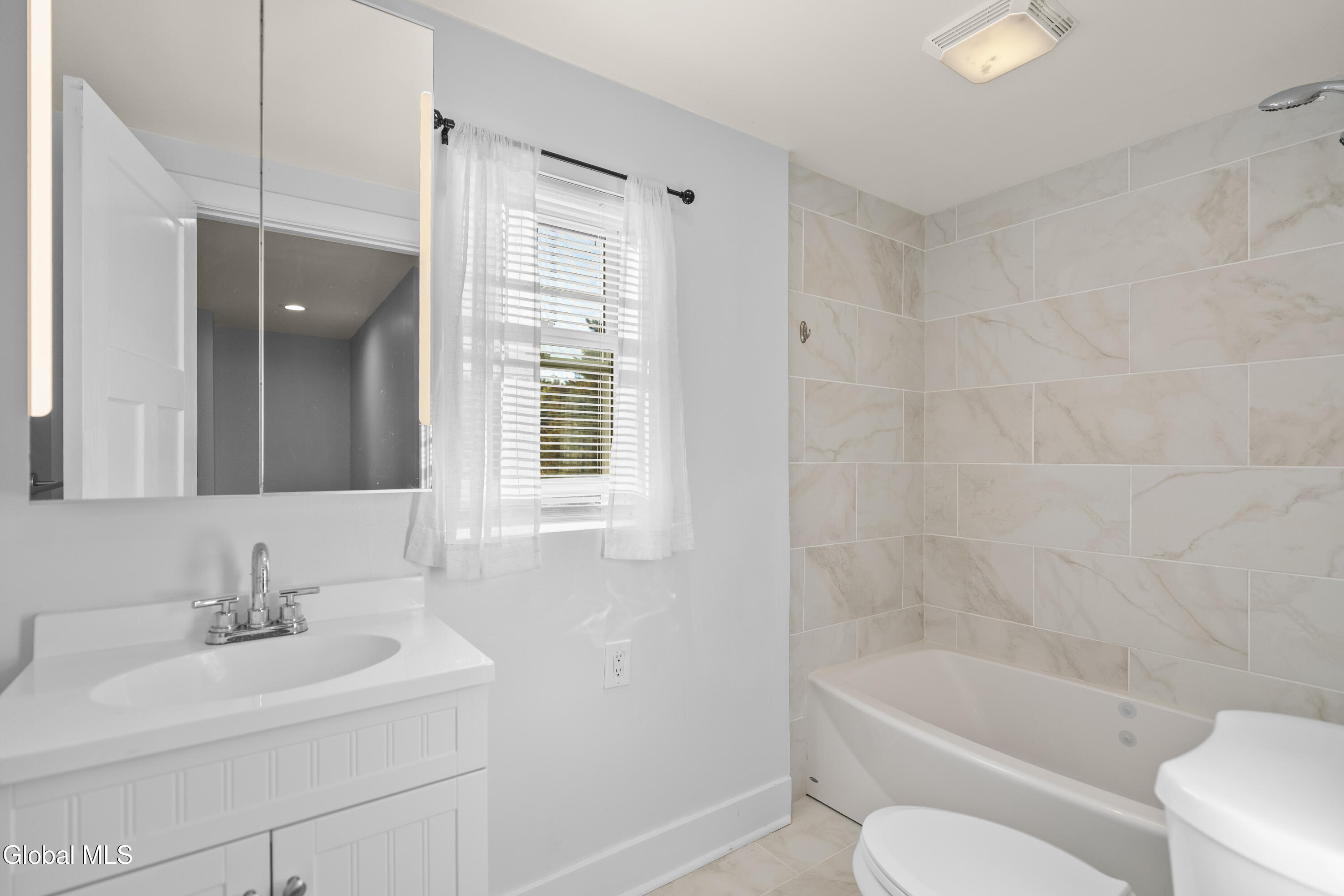 532 Font Grove Road New Scotland, NY 12159 - Photo 22 of 39 DSC07741