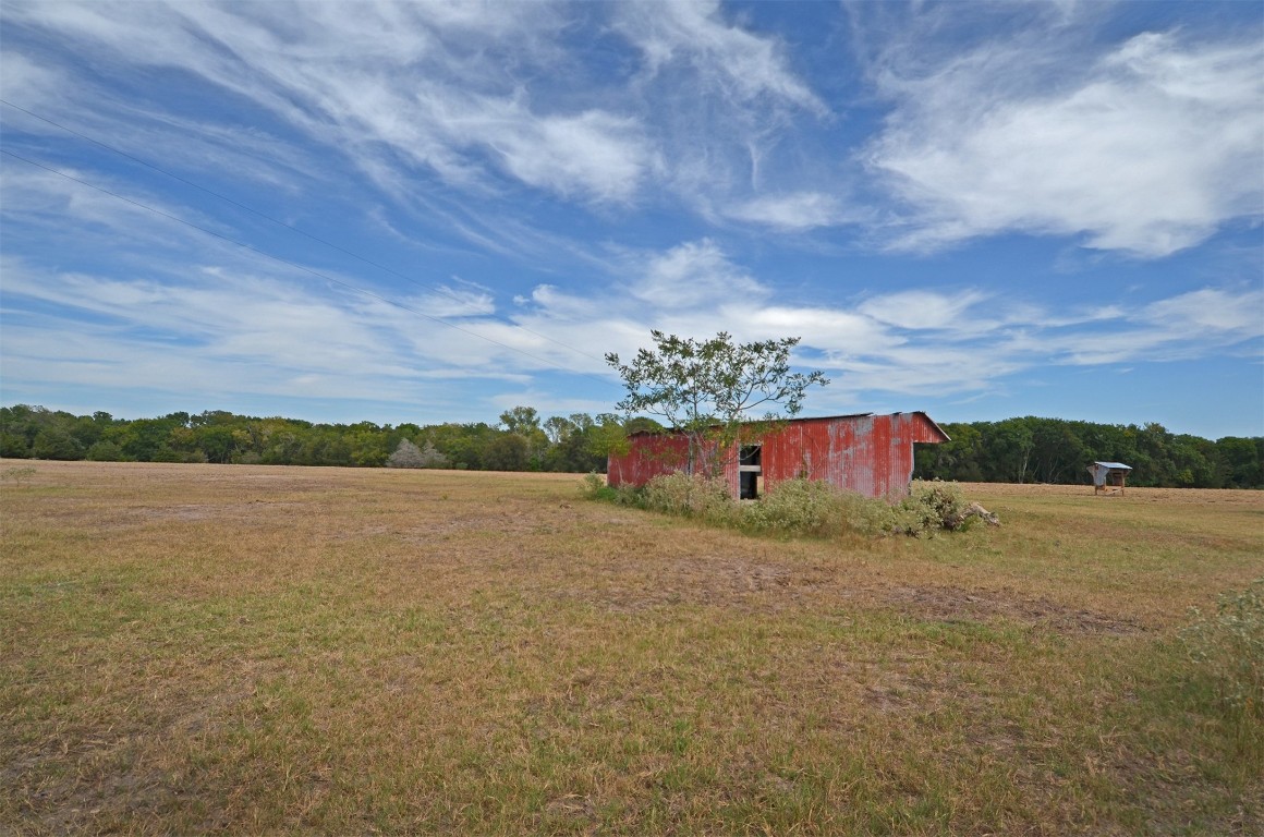 2352 Airport Road Brenham, TX 77833 - Photo 17 of 24