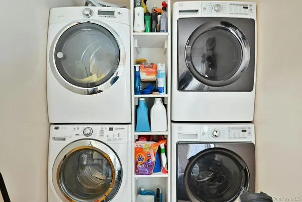 $990,000 | 15 South Central Highway, New City, NY 10956