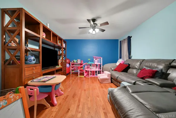 $990,000 | 15 South Central Highway, New City, NY 10956