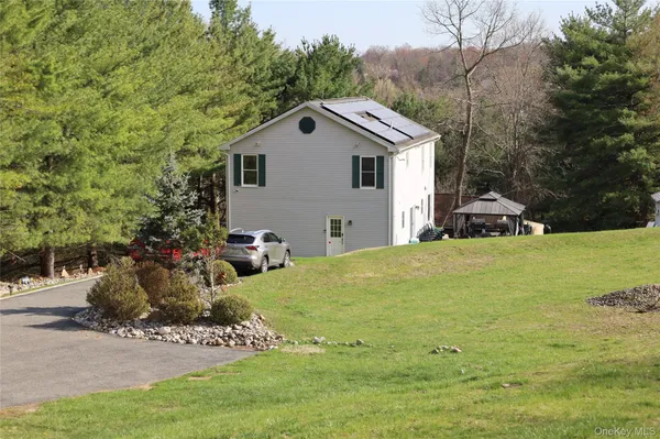 $990,000 | 15 South Central Highway, New City, NY 10956