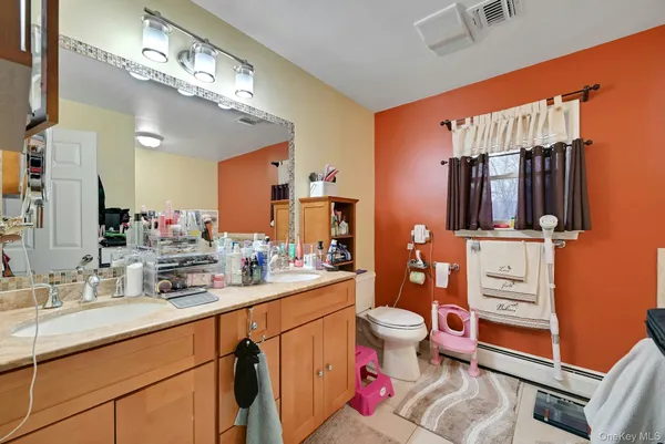 $990,000 | 15 South Central Highway, New City, NY 10956