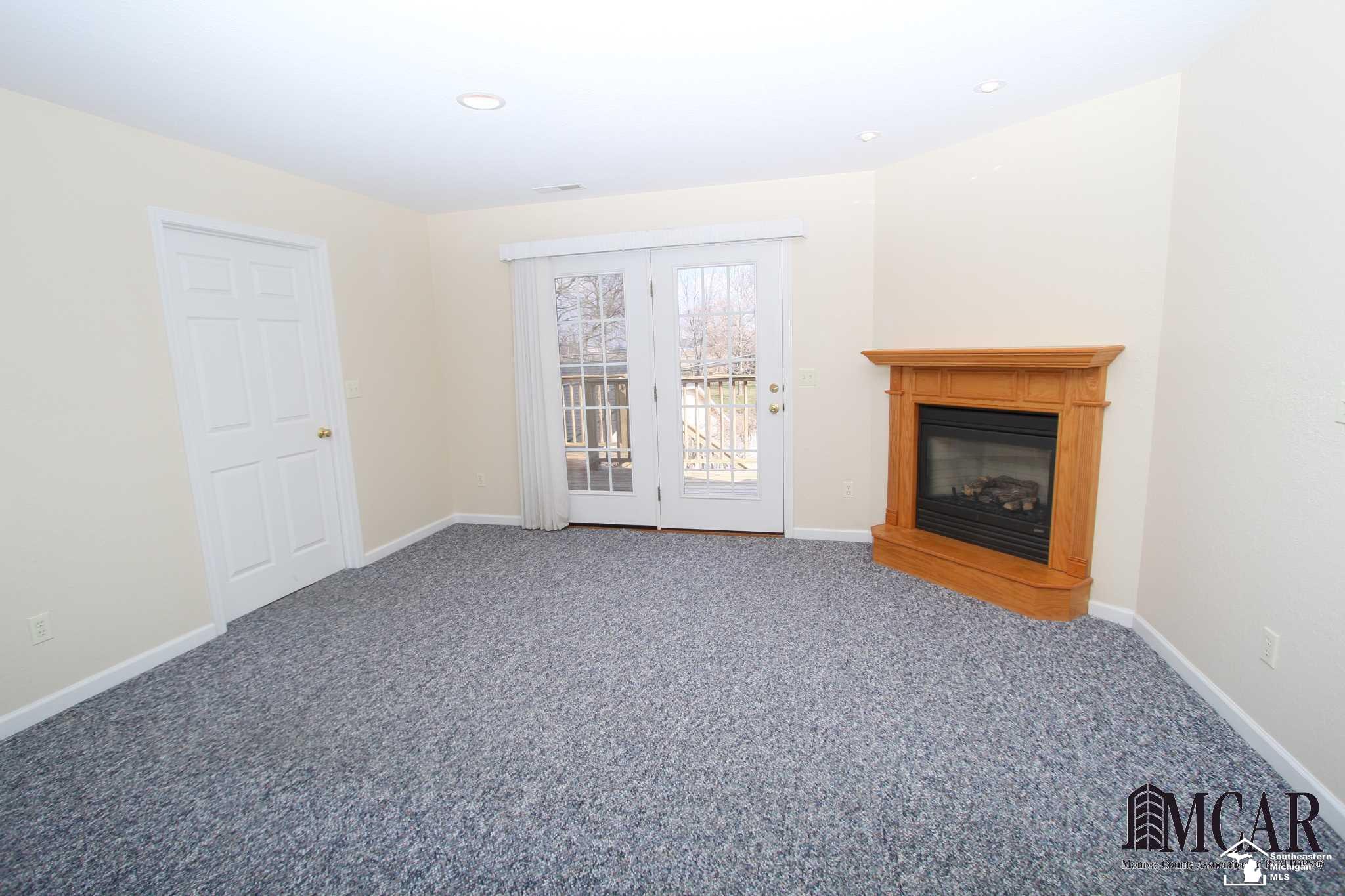 2468 North Custer Road Monroe, MI 48162 - Photo 12 of 45