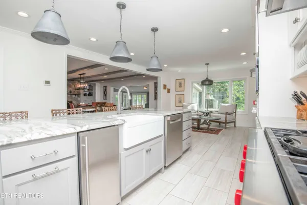 $1,470,000 | 138 Champions Point, Knoxville, TN 37934