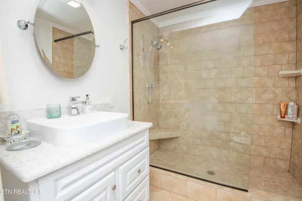 $1,470,000 | 138 Champions Point, Knoxville, TN 37934
