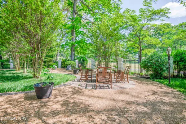 $1,470,000 | 138 Champions Point, Knoxville, TN 37934