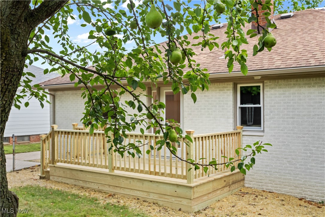 23917 Emery Road Warrensville Heights, OH 44128 - Photo 33 of 44