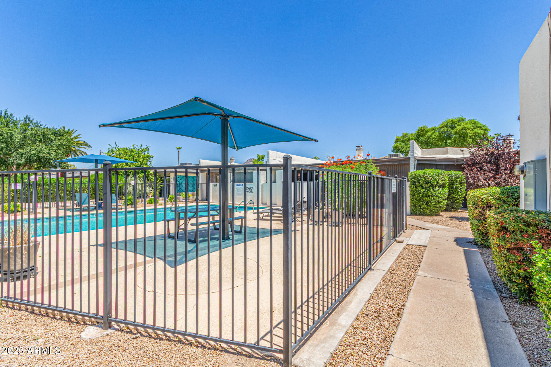 1250 East Bethany Home Road, Unit 4 Phoenix, AZ 85014 - Photo 21 of 29 25-Bethany Homes