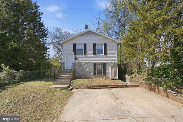 $319,000 | 20 Tunic Avenue, Capitol Heights, MD 20743