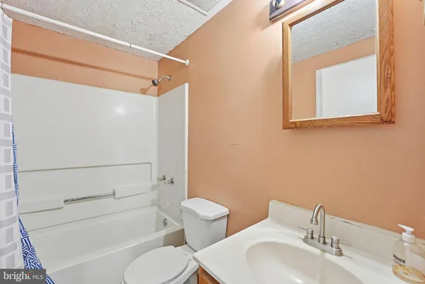 $319,000 | 20 Tunic Avenue, Capitol Heights, MD 20743