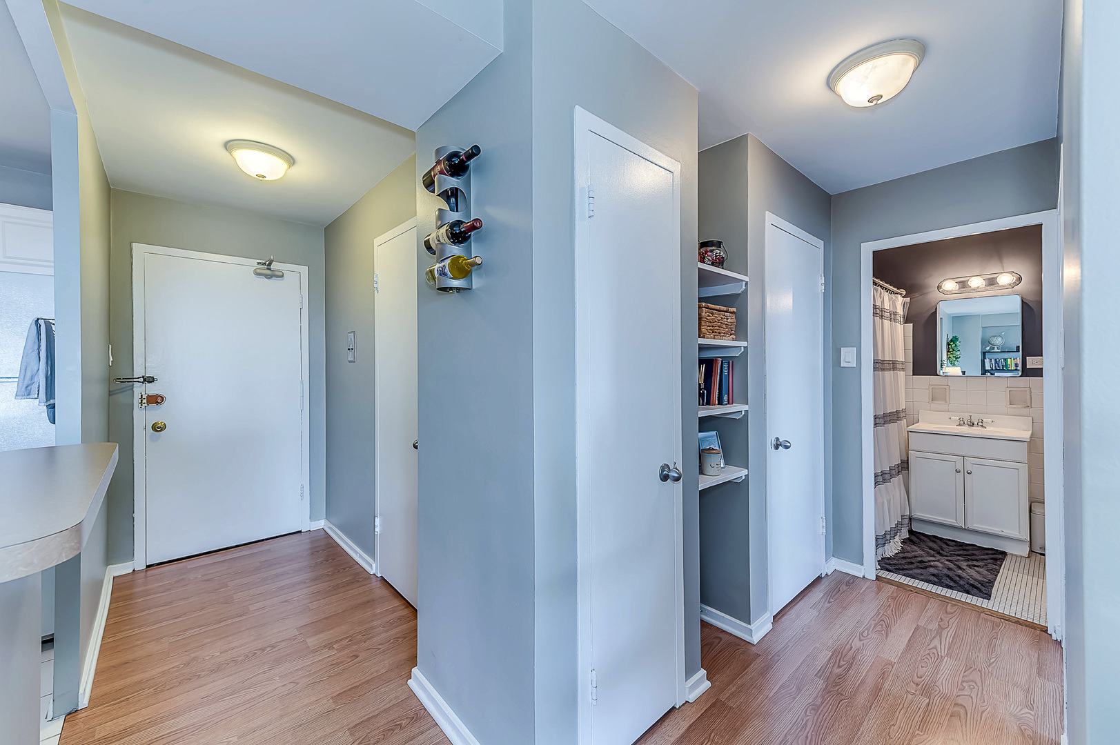 2909 North Sheridan Road, Unit 1012 Chicago, IL 60657 - Photo 5 of 15