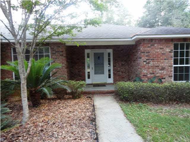 5524 Fox Fire Road Milton, FL 32570 - Photo 3 of 25 FRONT PORCH