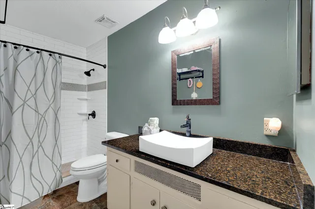 $215,000 | 1 Briarcreek Place, Greenville, SC 29615