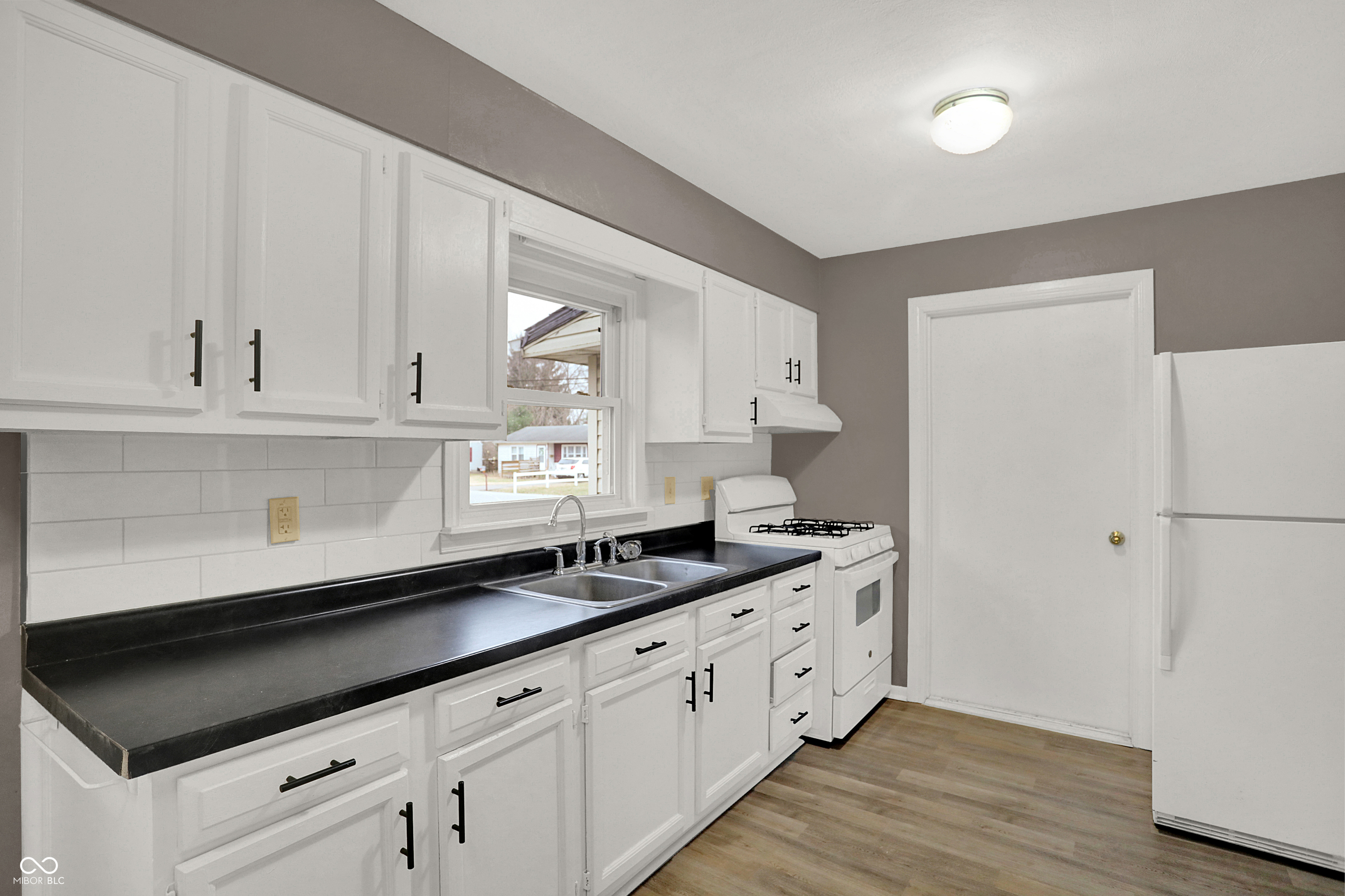 2116 Manger Lane Anderson, IN 46011 - Photo 9 of 27