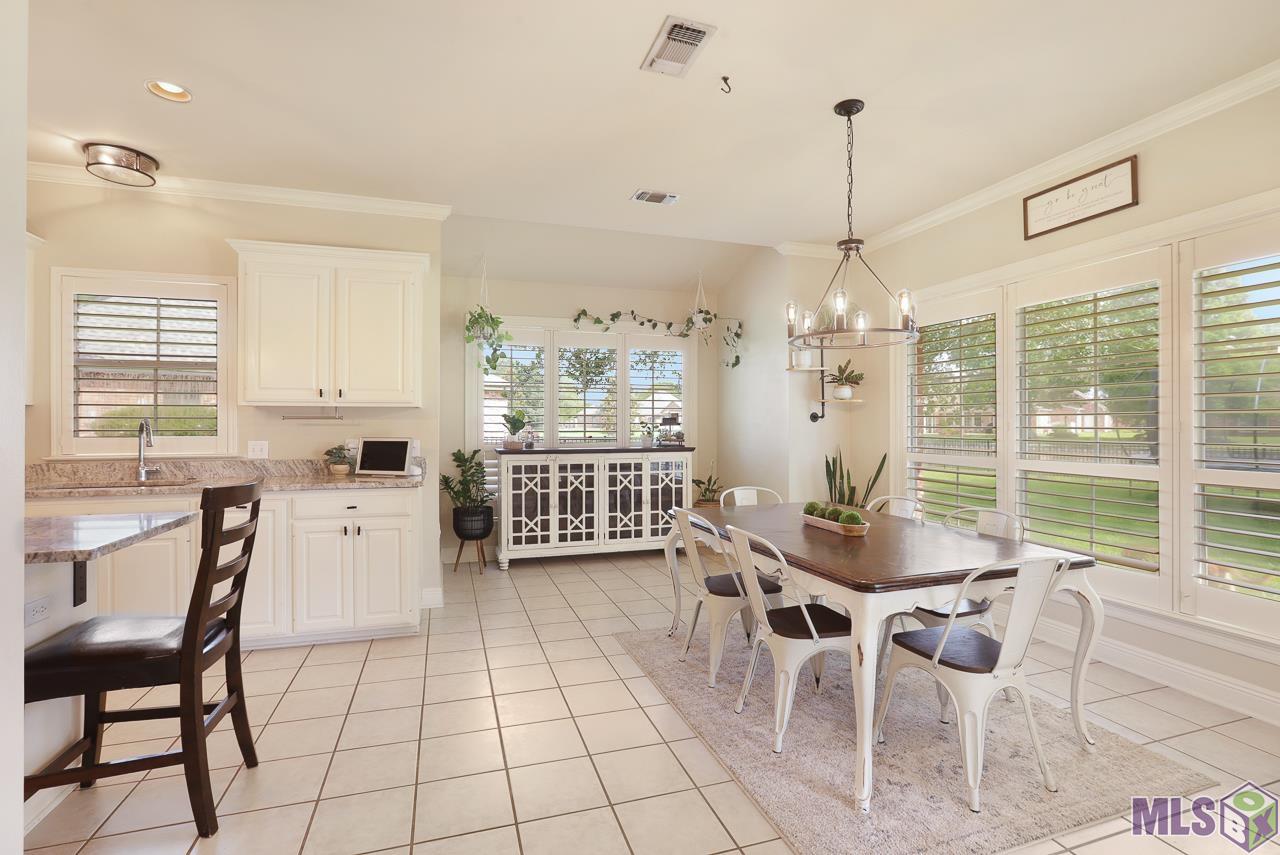 15348 Randi Court Prairieville, LA 70769 - Photo 15 of 42 Dining room