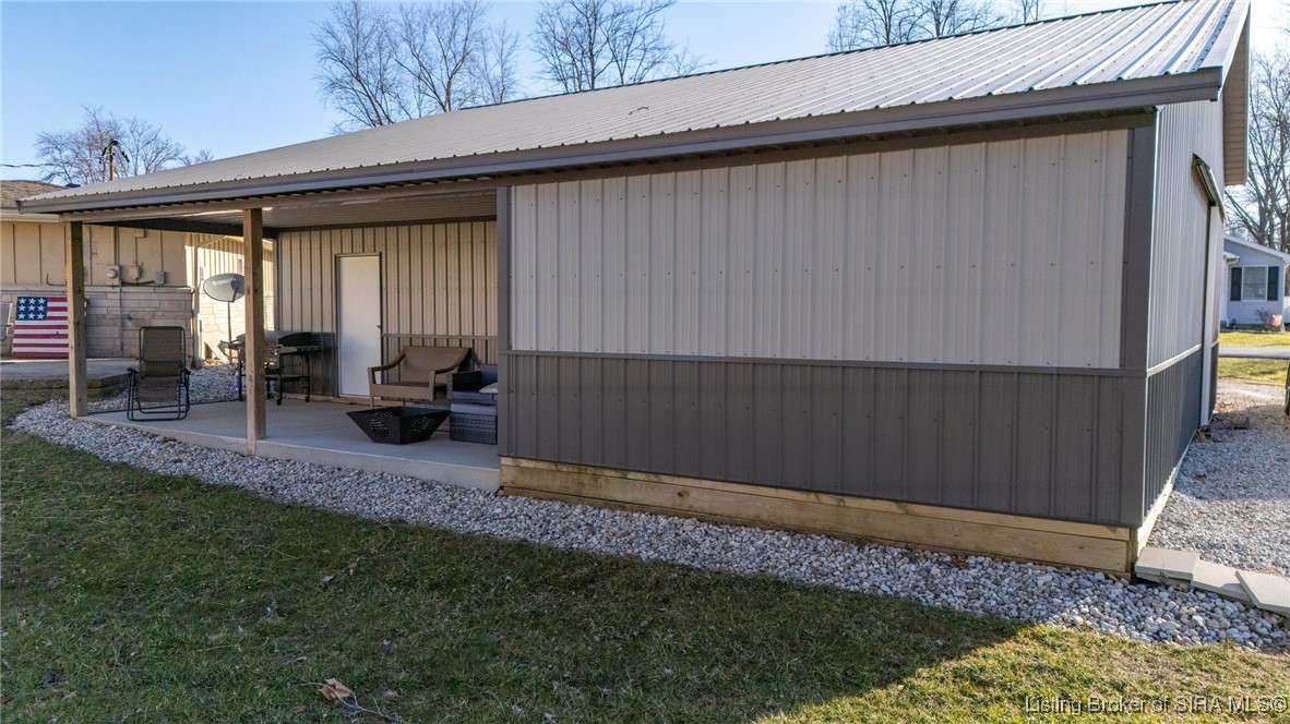 720 Montclair Street Madison, IN 47250 - Photo 3 of 63