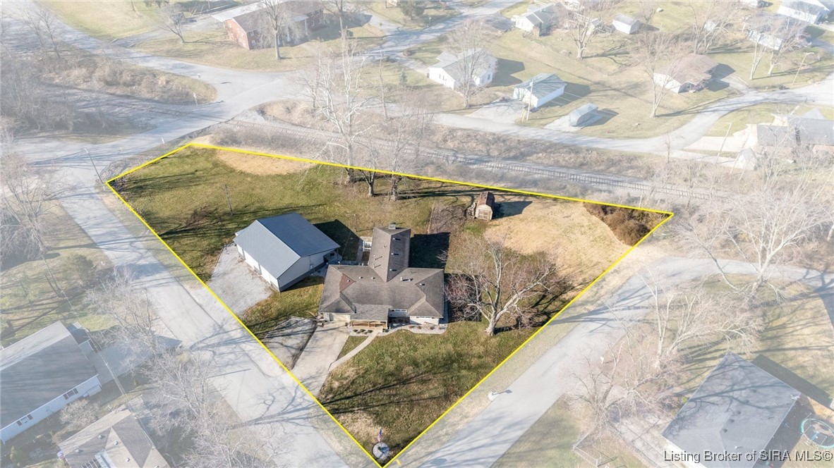 720 Montclair Street Madison, IN 47250 - Photo 4 of 63