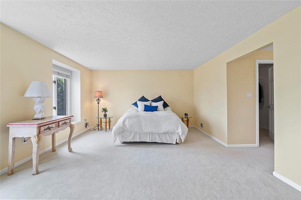 533 Woodland Road Pittsburgh, PA 15237 - Photo 20 of 43