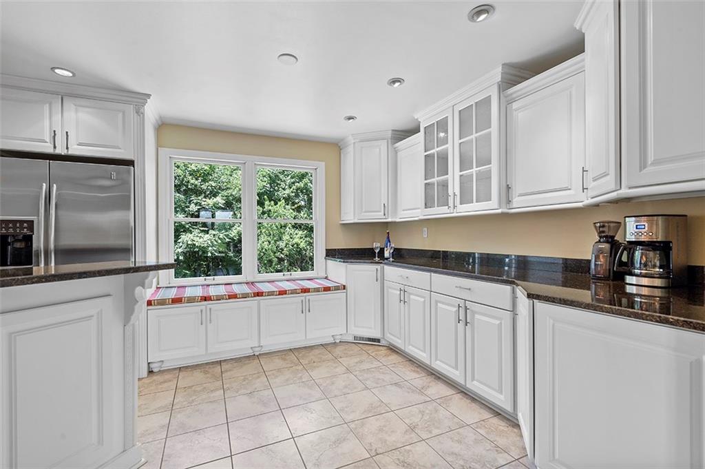 533 Woodland Road Pittsburgh, PA 15237 - Photo 8 of 43