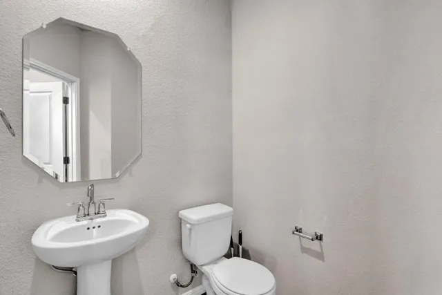 $2,450 | 6020 Genova Place, Round Rock, TX 78665