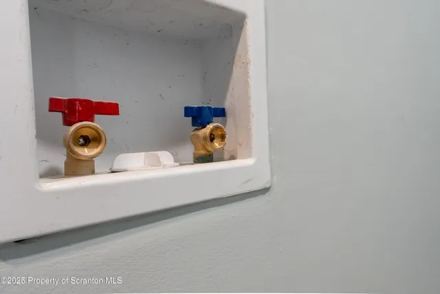 $1,950 | 12 Grow Avenue, Montrose, PA 18801